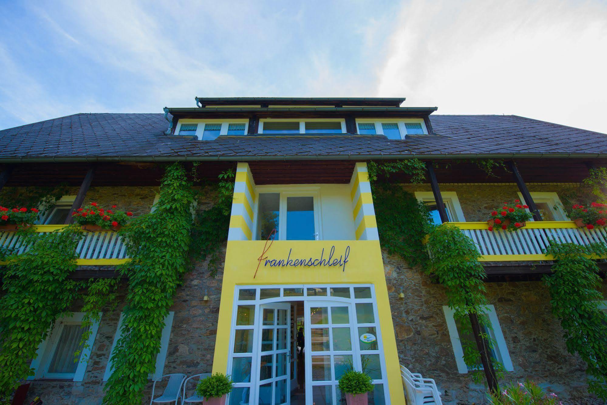 Hotel Frankenschleif 발드문첸 외부 사진