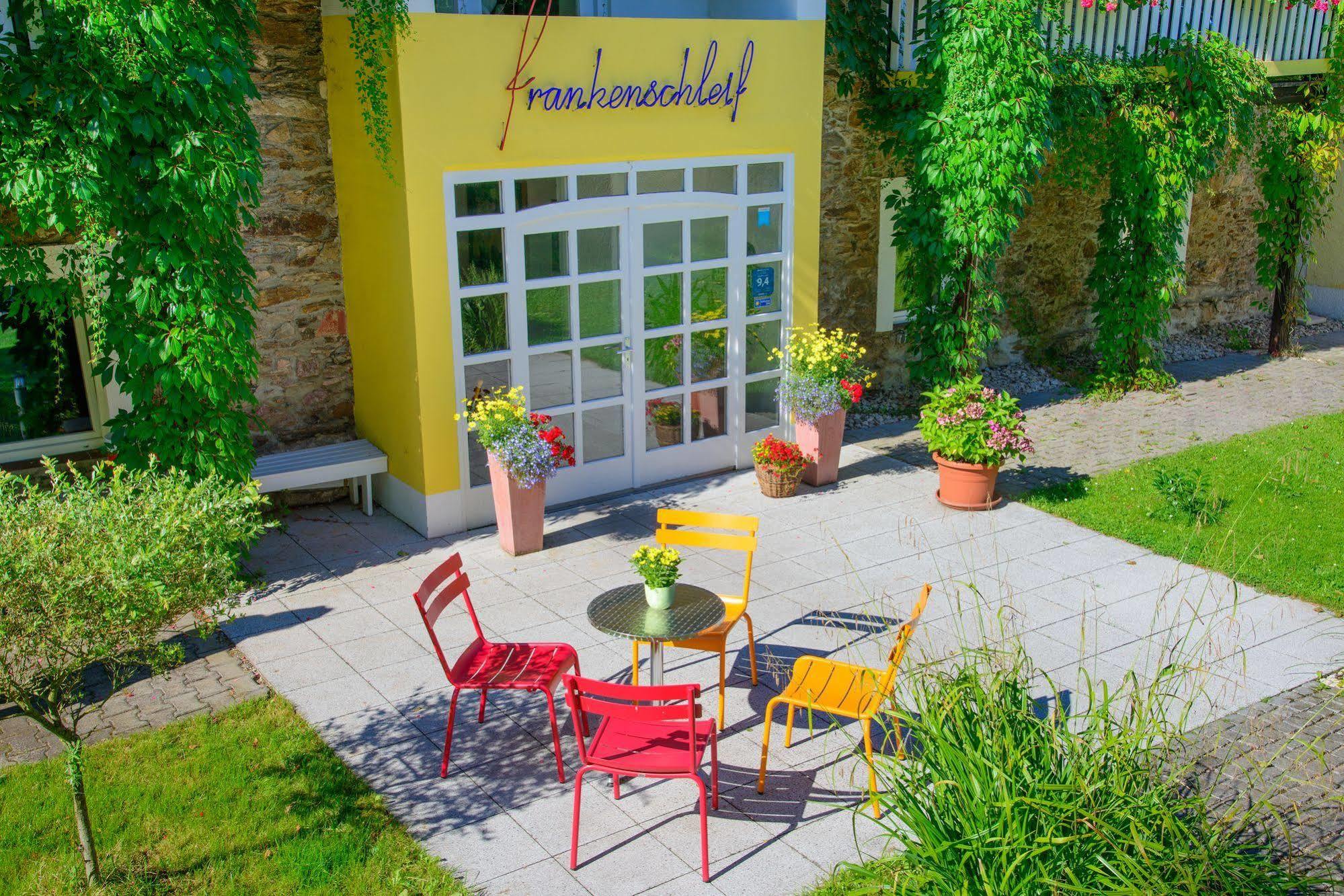 Hotel Frankenschleif 발드문첸 외부 사진